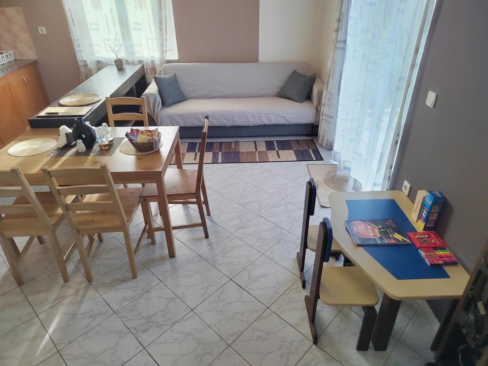 Manos Apartments Kolimvárion Bilik gambar